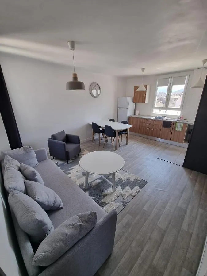 Le Grand Cosy - Lourdes - Proche Sanctuaire公寓 0*,  法国